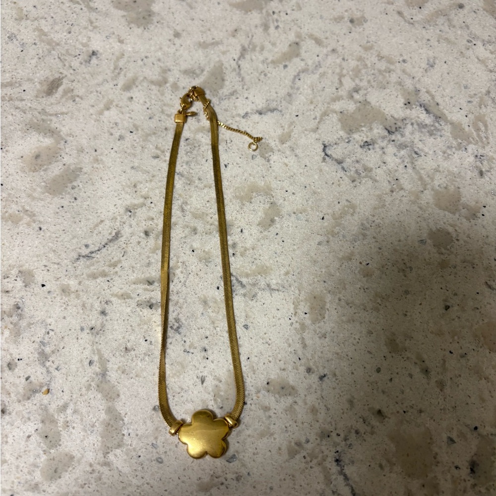 🌻SOLD🌻 Madewell Gold Clover Necklace